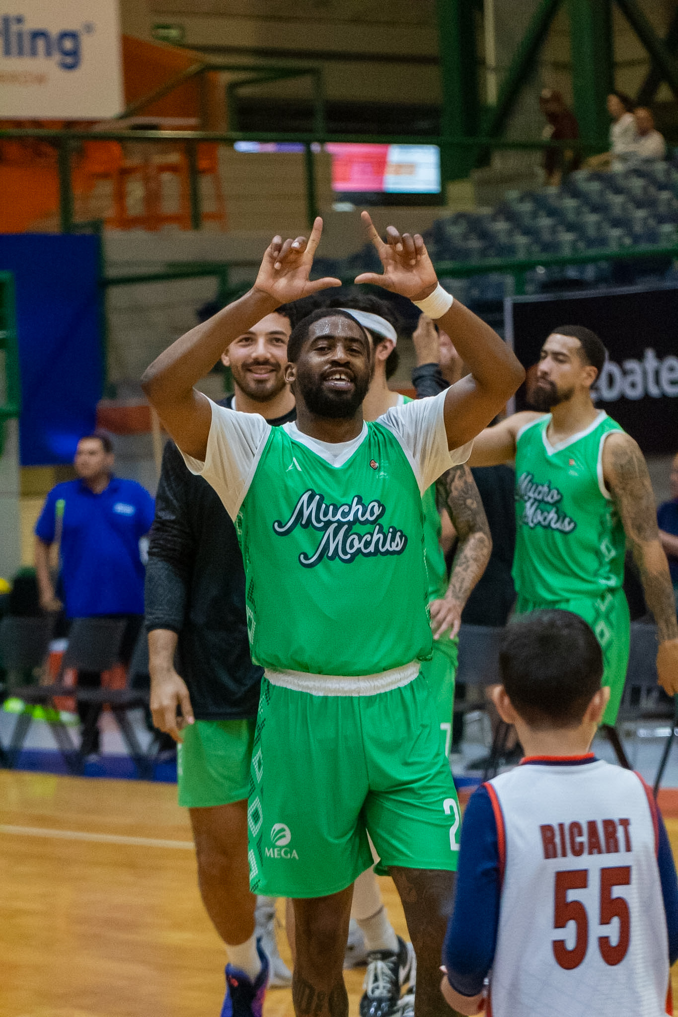Pioneros sella la barrida en casa ante Caballeros de Culiacán.