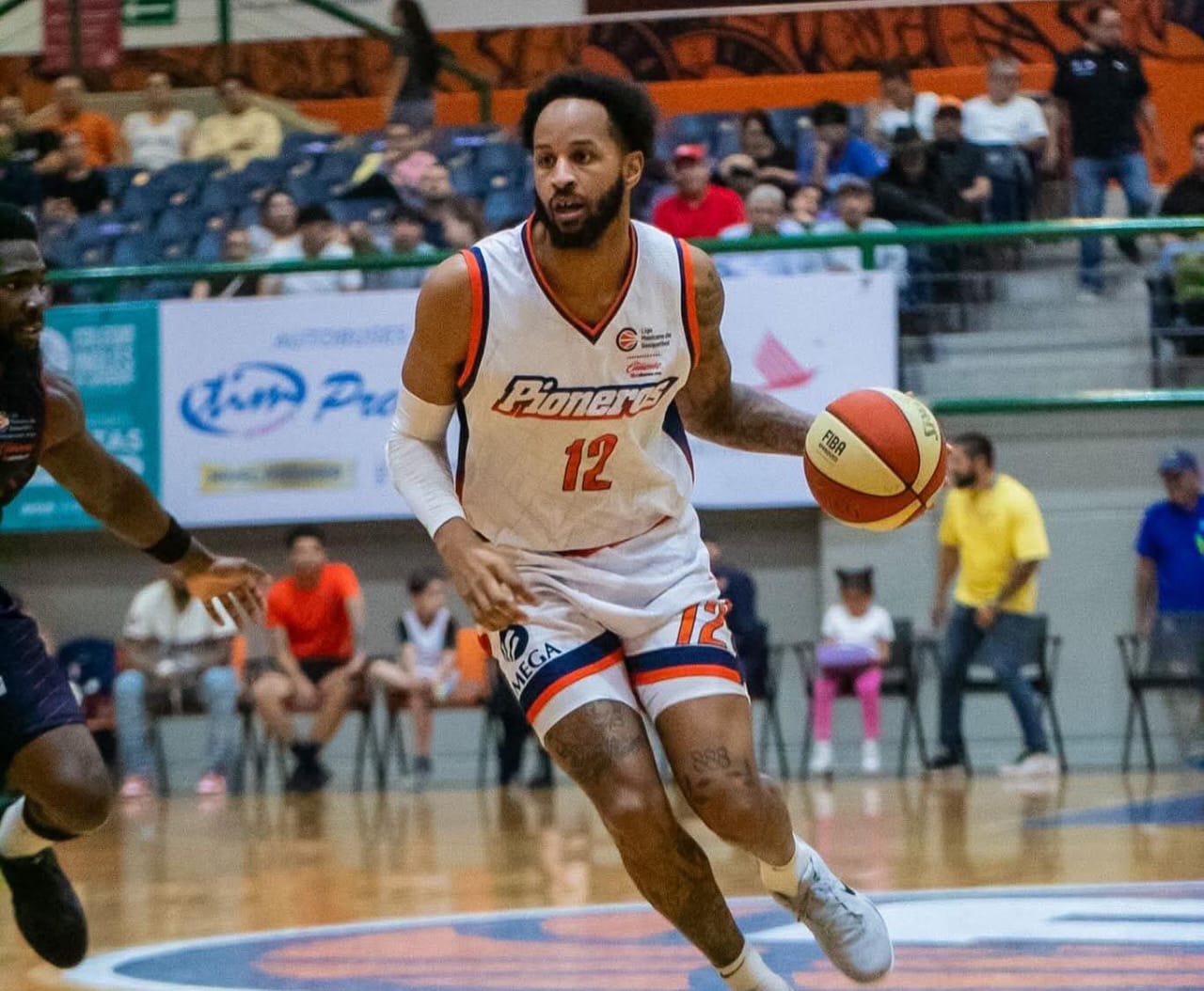 Pioneros se mete a la casa de Rayos este martes y miércoles.