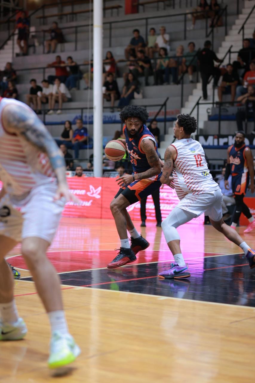 Con drama incluido, Pioneros se lleva el primero de la serie en Guaymas.